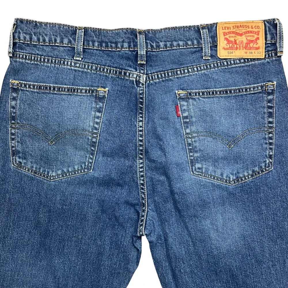 Levi's 514 Straight‎ Fit Jeans Mens 38x32 Blue Medium Wash Denim Pants